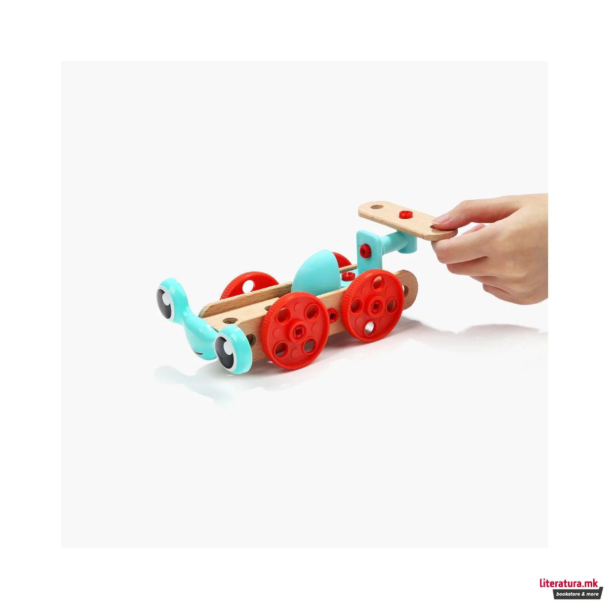 Сет дрвени коцки за градба со алатки 