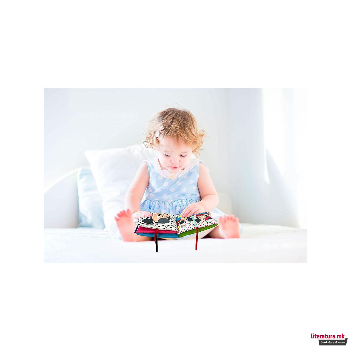 Мека книга со активности за деца, Clementoni Baby, Disney - Hello Little One 