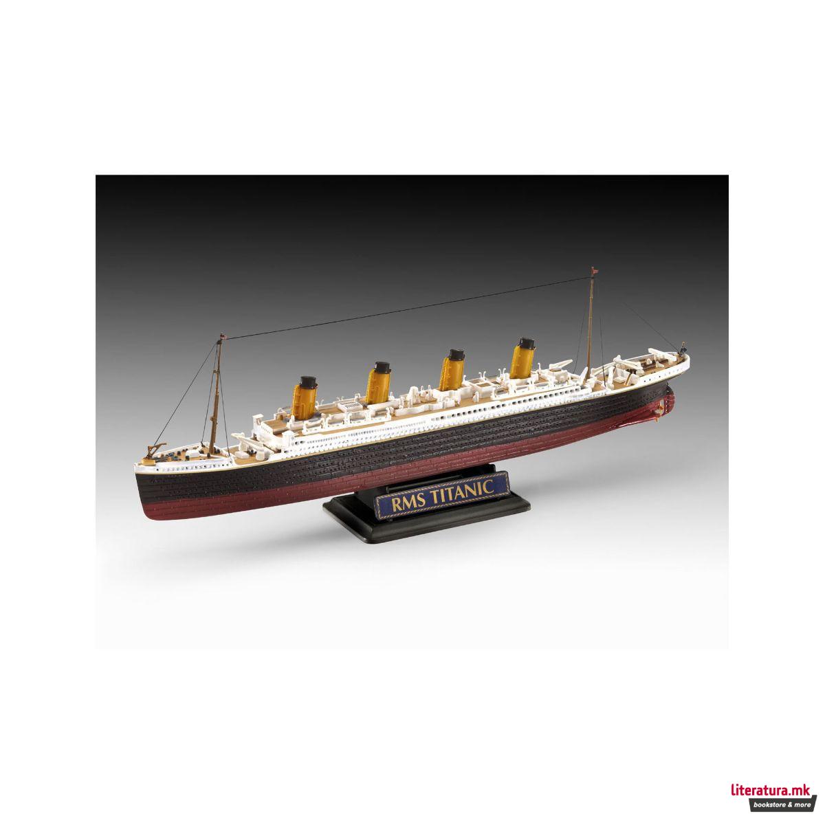 Макета, RMS Titanic Gift Set - 2 модели, 1:700/1:1200