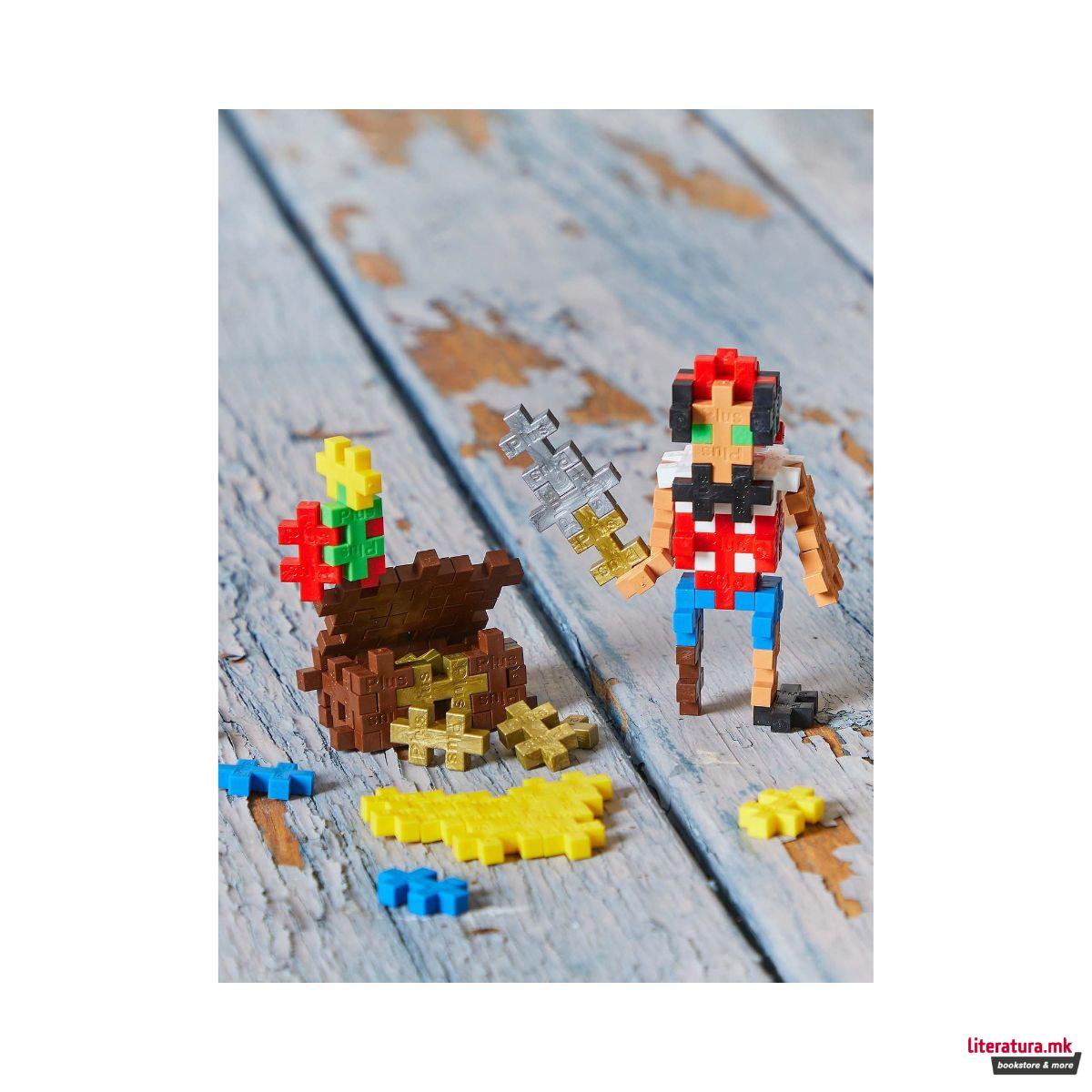 Коцки за градба, Карактери, Пират, 100 парчиња 