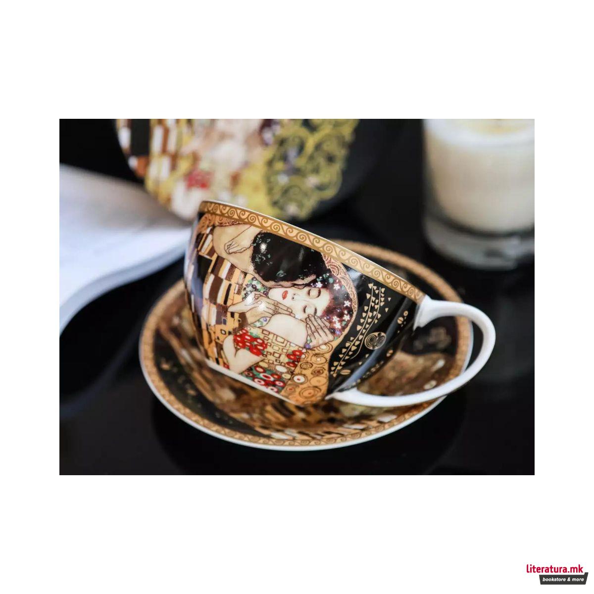 Шолја со тацна, Gustav Klimt - The Kiss 