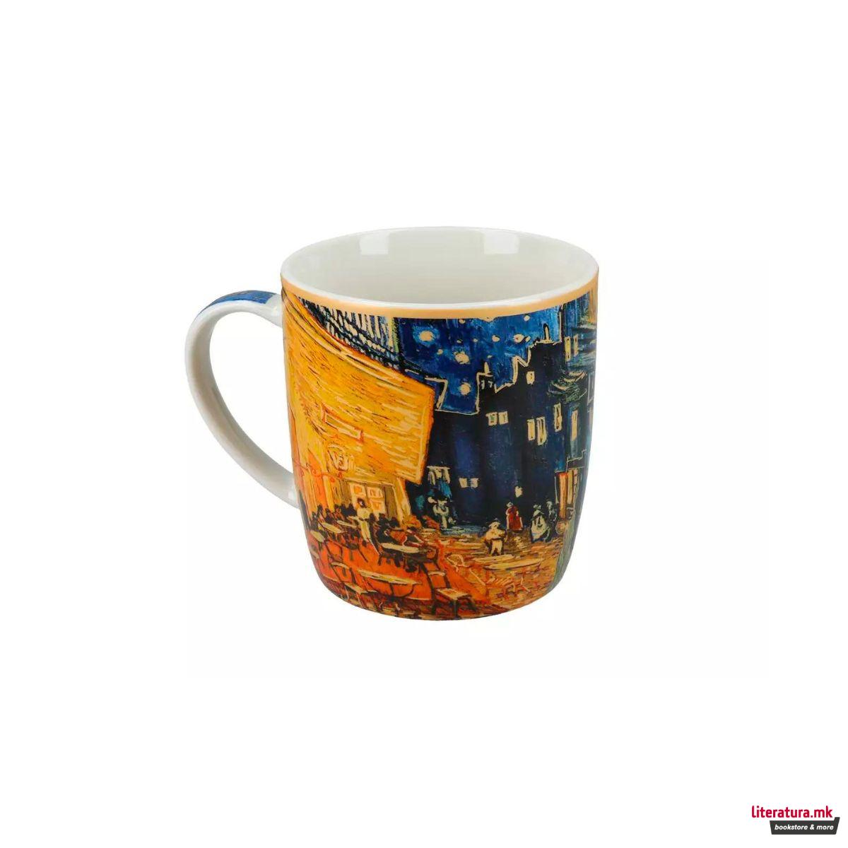 Шолја во метална кутија, Vincent Van Gogh - Café Terrace at Night 