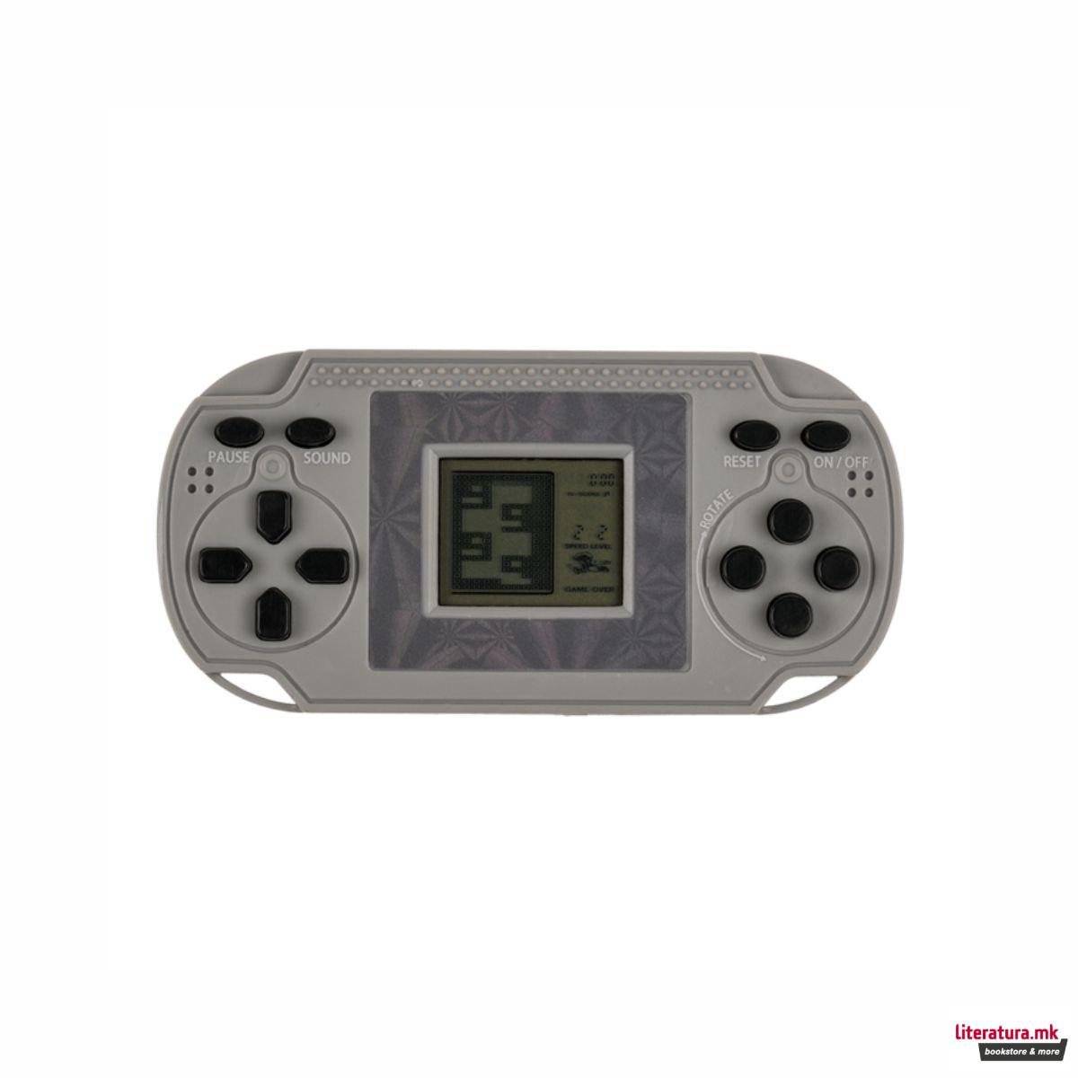 Мини ретро аркадна игра со 8 игри 