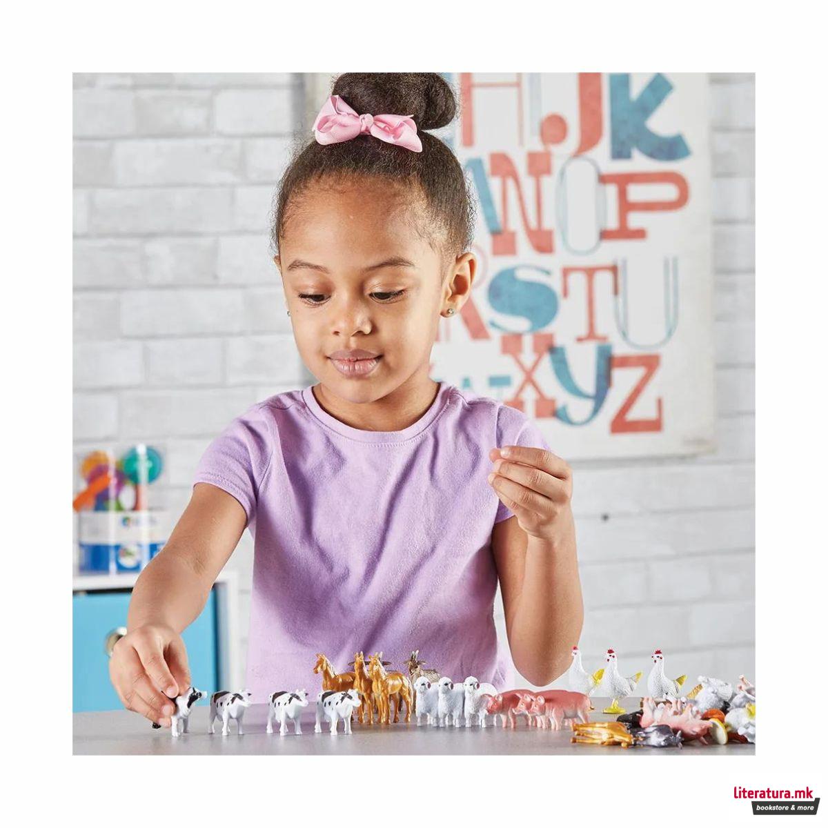 Сет фигури во тегличка - Животни од фармата, Farm Animal Counters, 1/60 