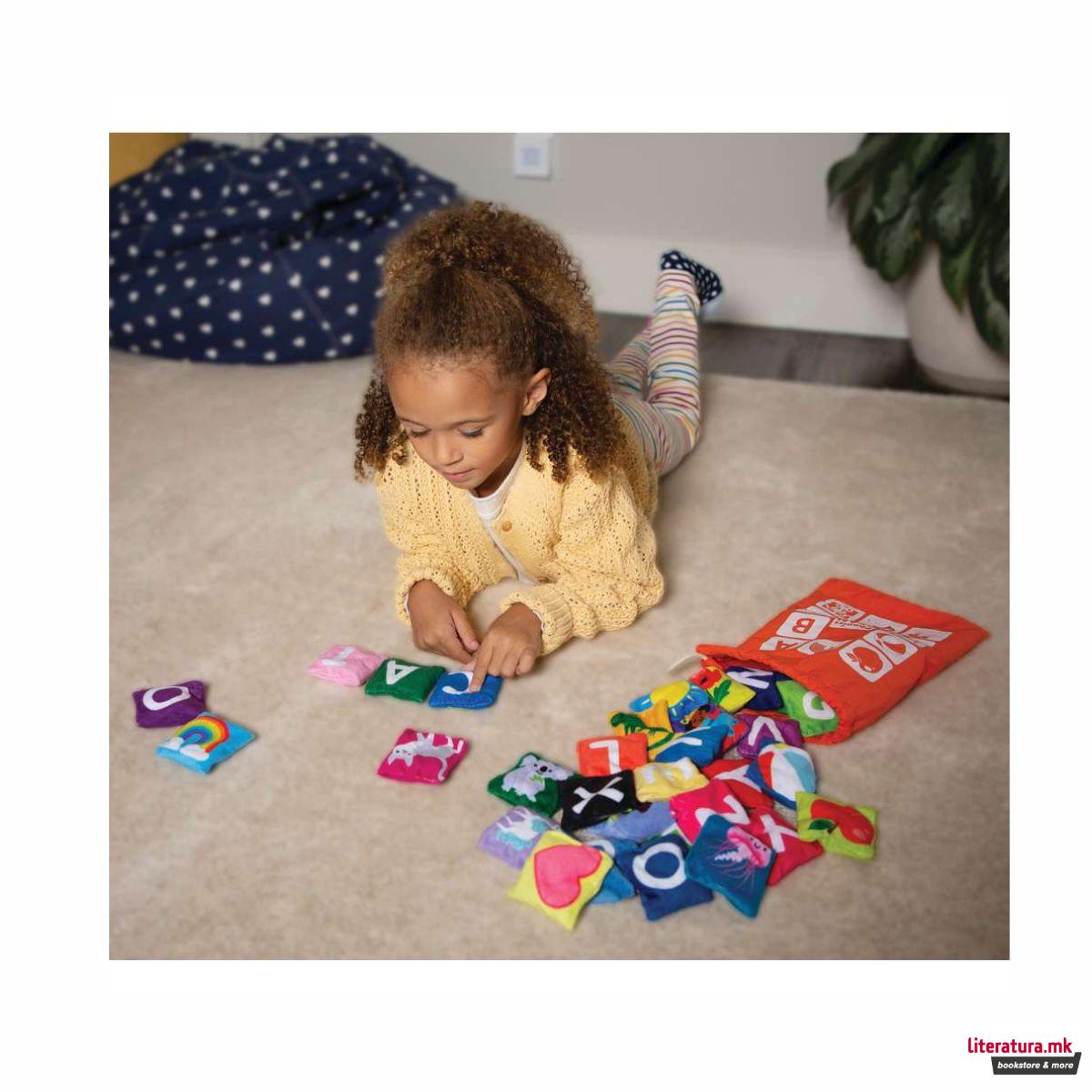 Звучни вреќички - Букви, Phonics Bean Bags, 1/34 