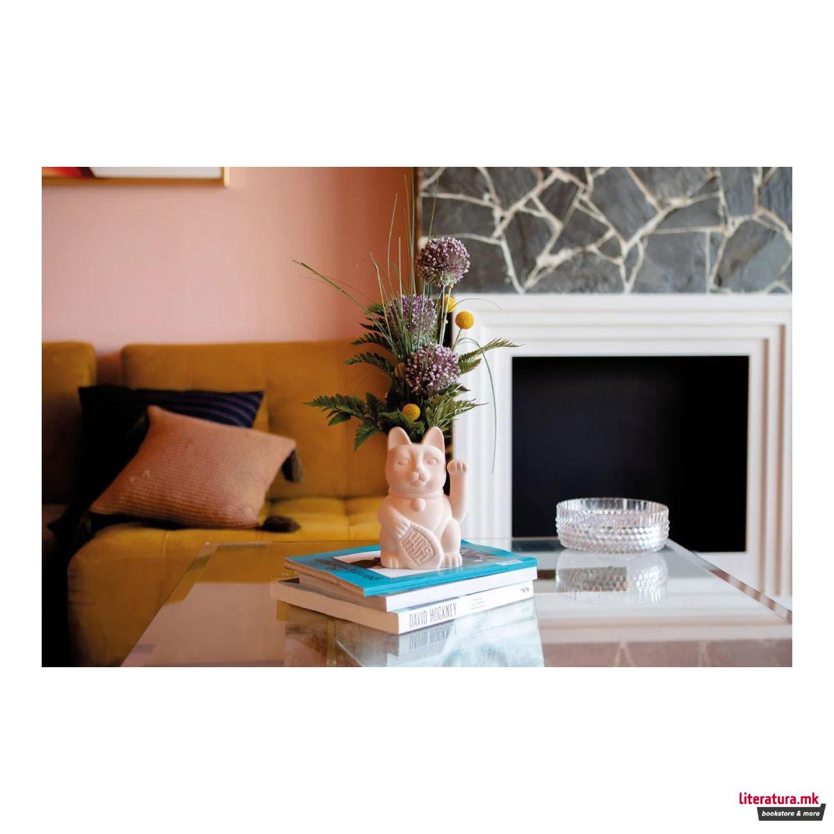 Вазна, Neko Apricot