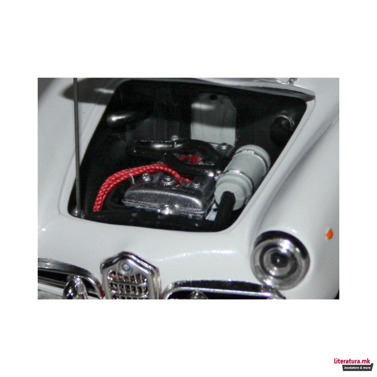 Макета, Alfa Romeo Giulietta Spider 1300, 1:24 