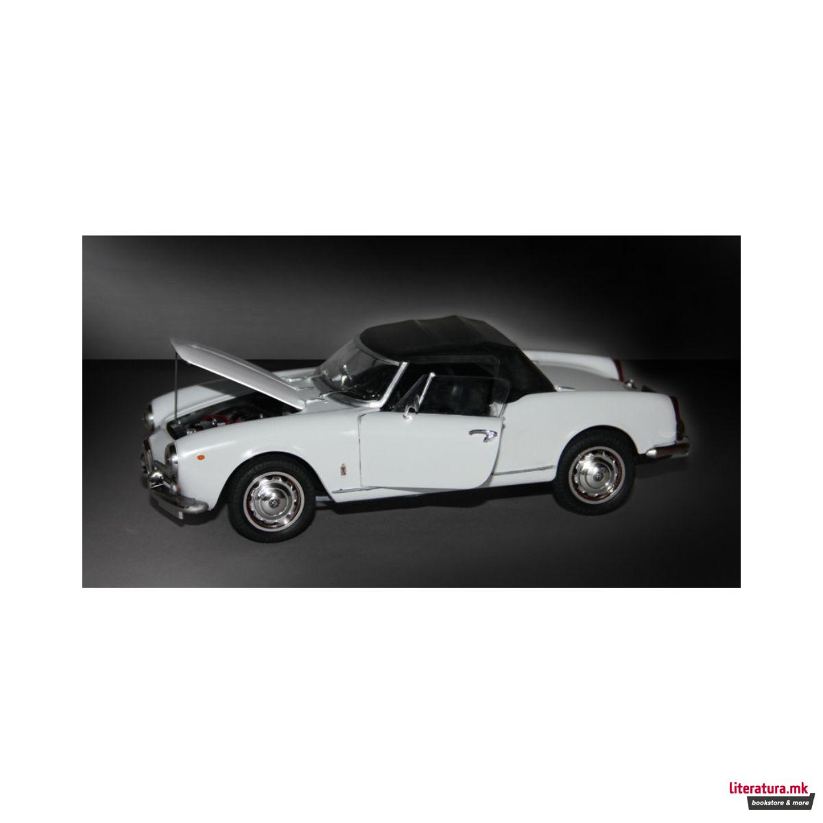 Макета, Alfa Romeo Giulietta Spider 1300, 1:24 