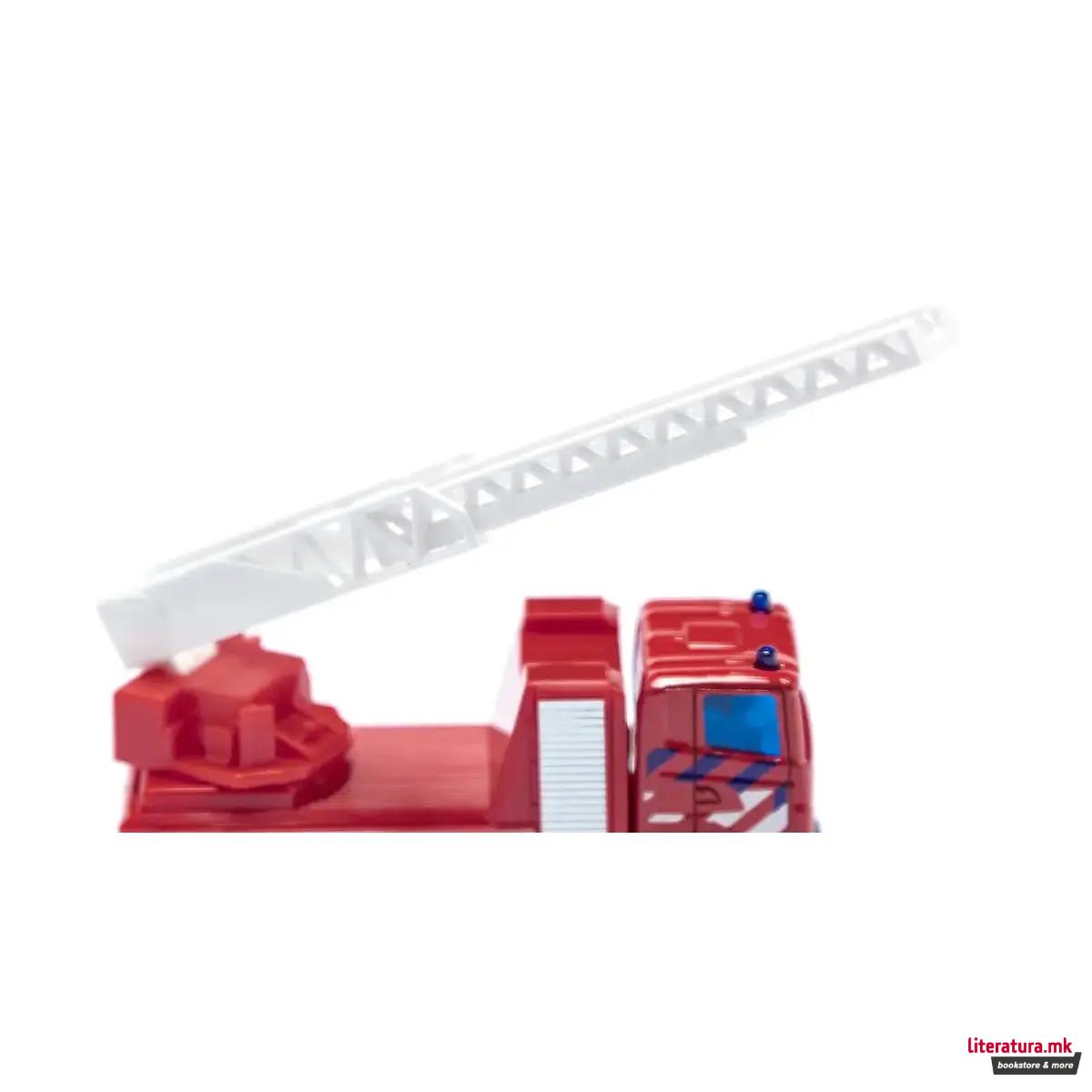 Фигура, Fire Truck France 