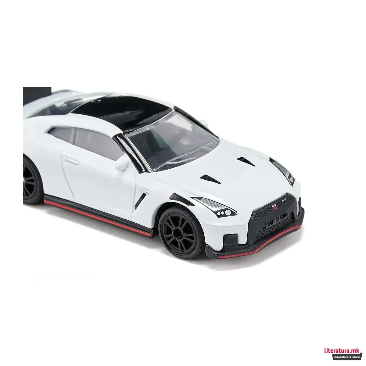 Фигура, Nissan GT-R Nismo 