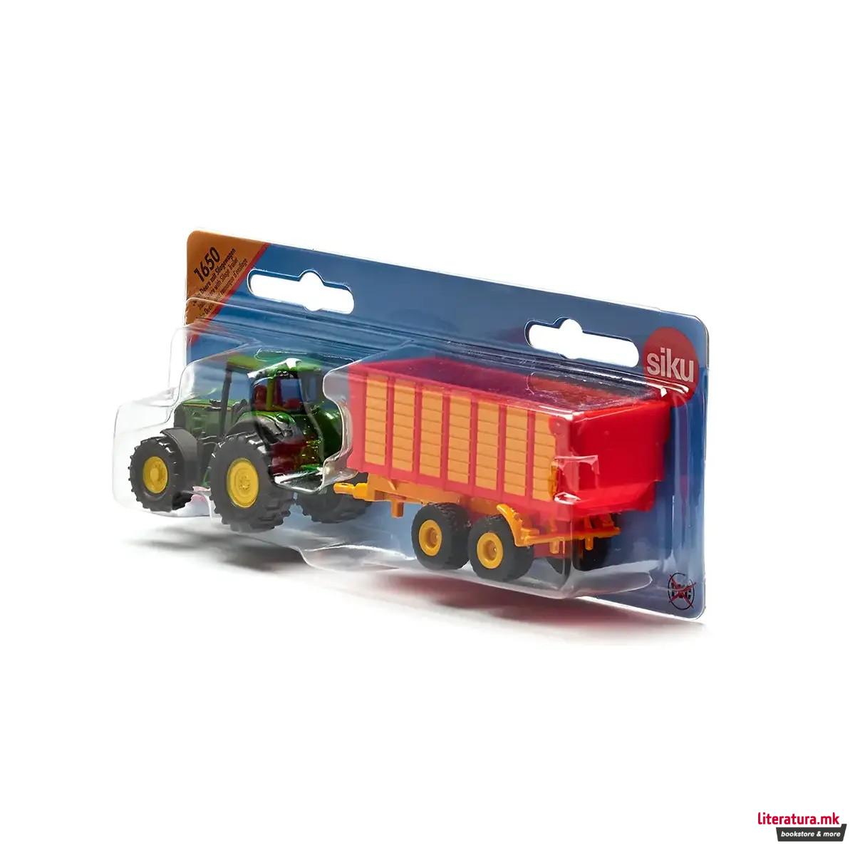 Фигура, Claas Tractor with Silage Trailer 