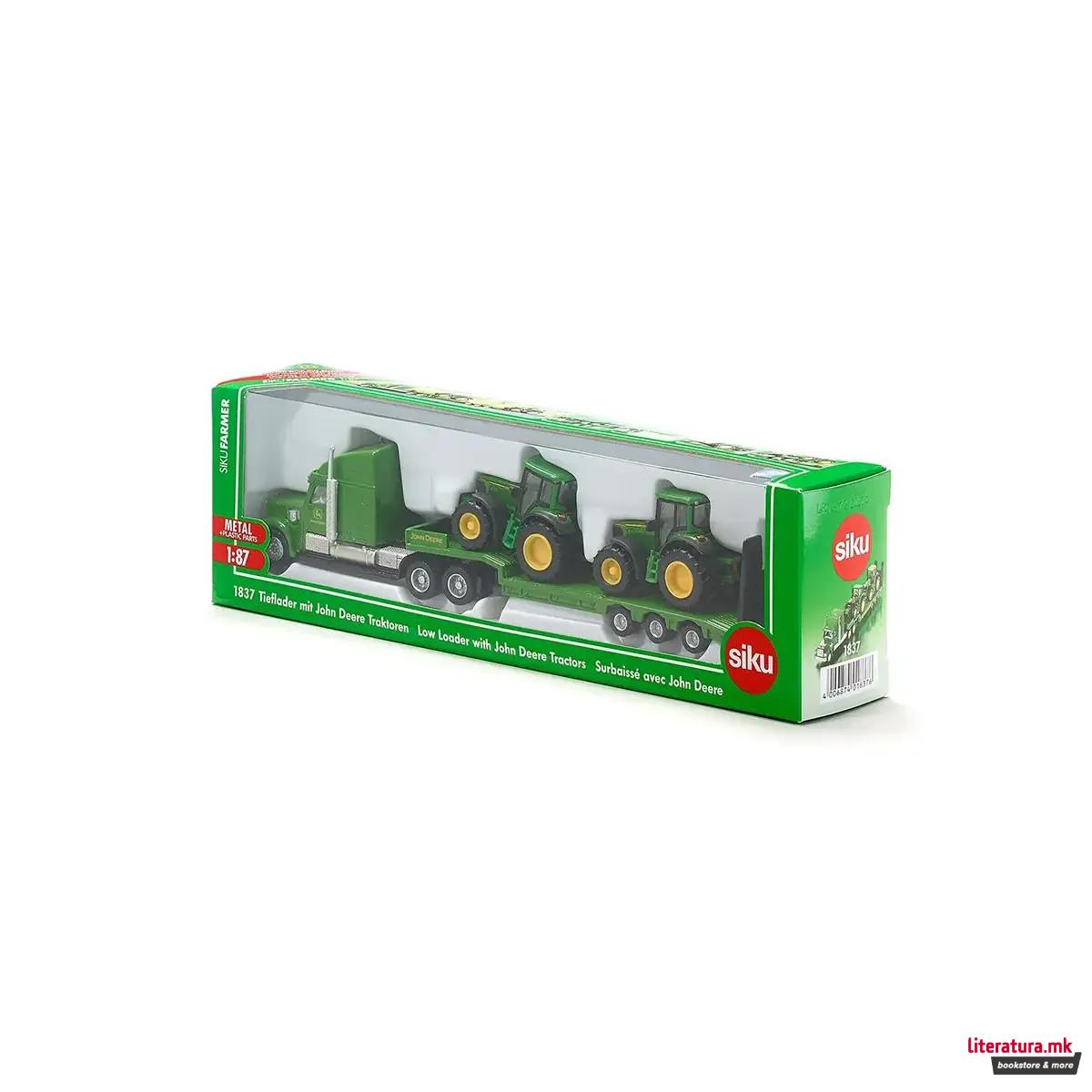 Фигура, Low Loader with John Deere Tractors 