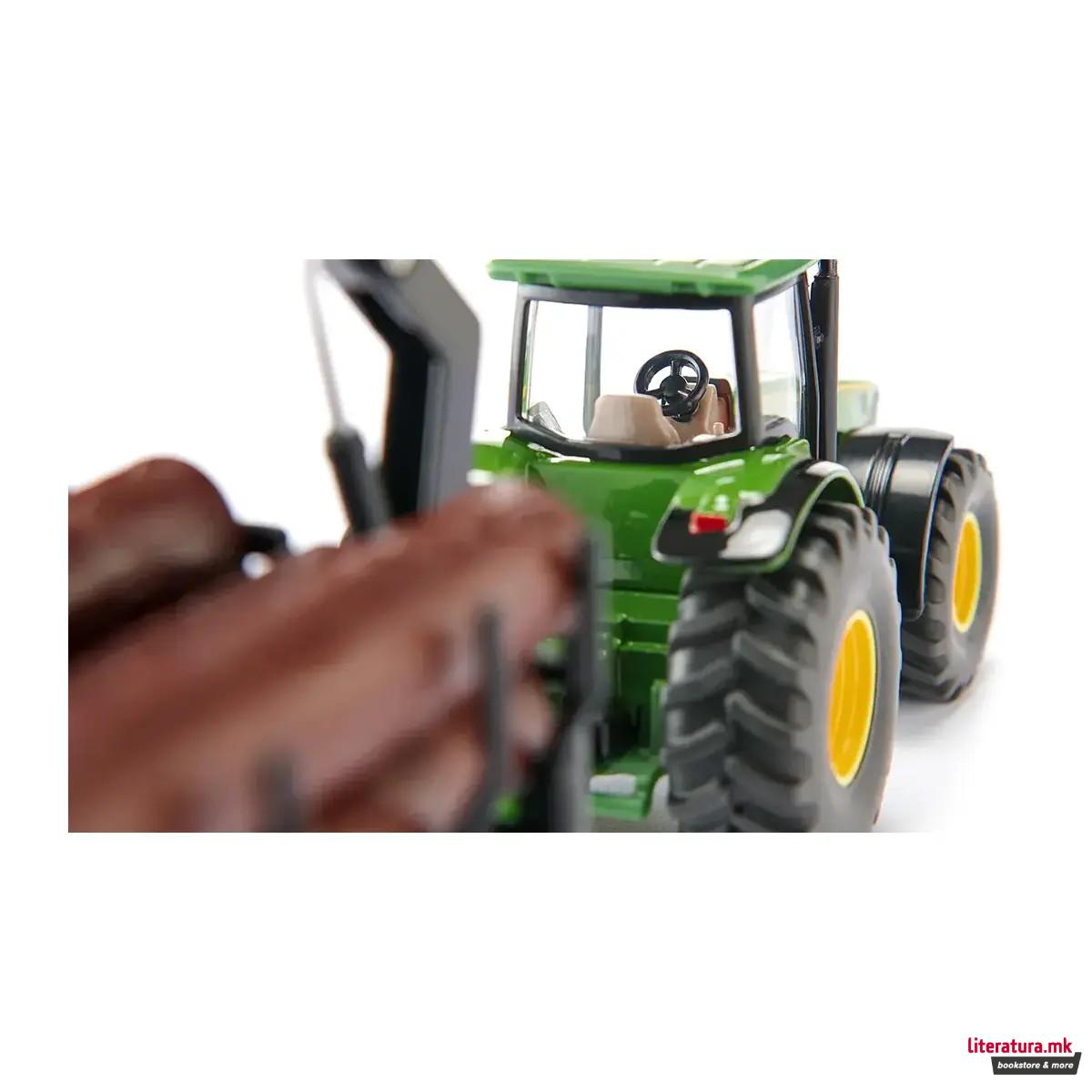 Фигура, Tractor with Forestry Trailer 