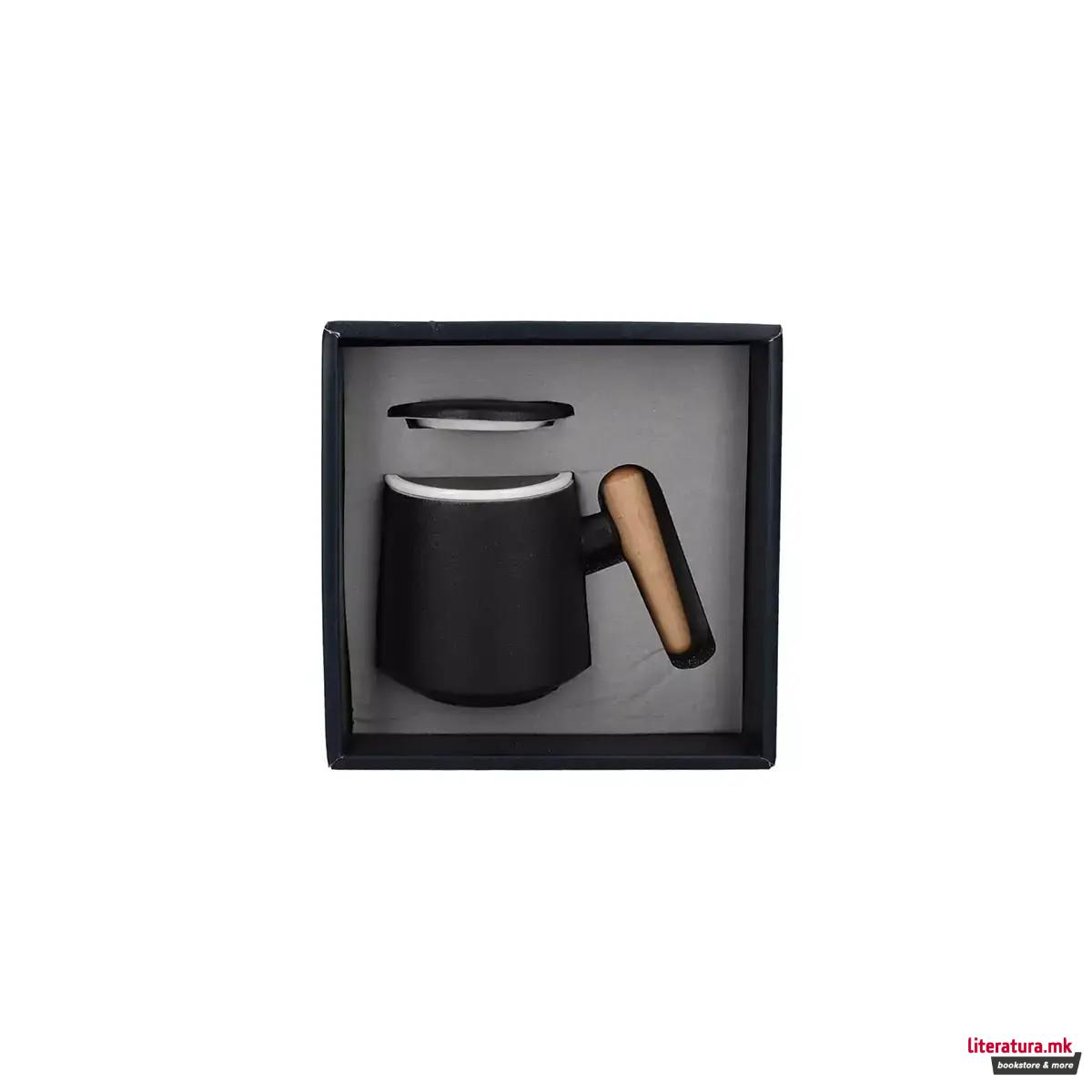 Шолја со керамичка цедалка и поклопка, црна, 400 ml 