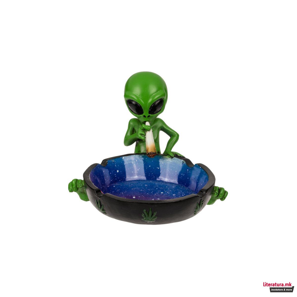 Пепелник, Alien with Joint 