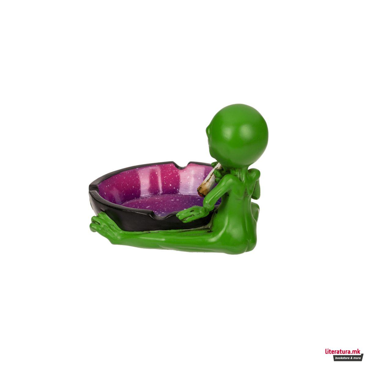 Пепелник, Alien with Joint 