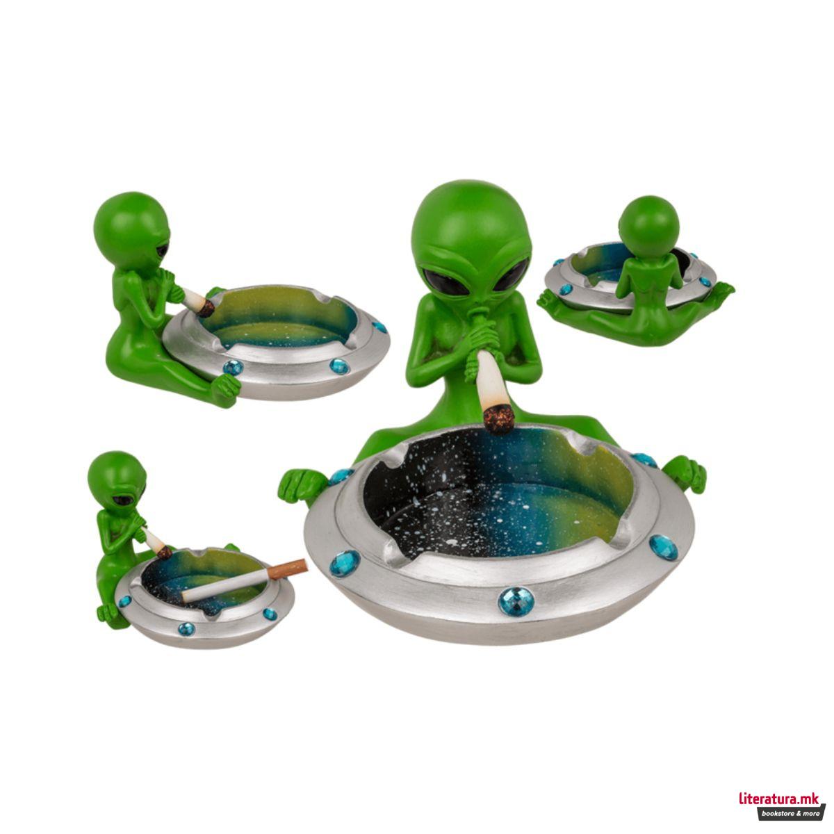 Пепелник, Alien with Joint 2 