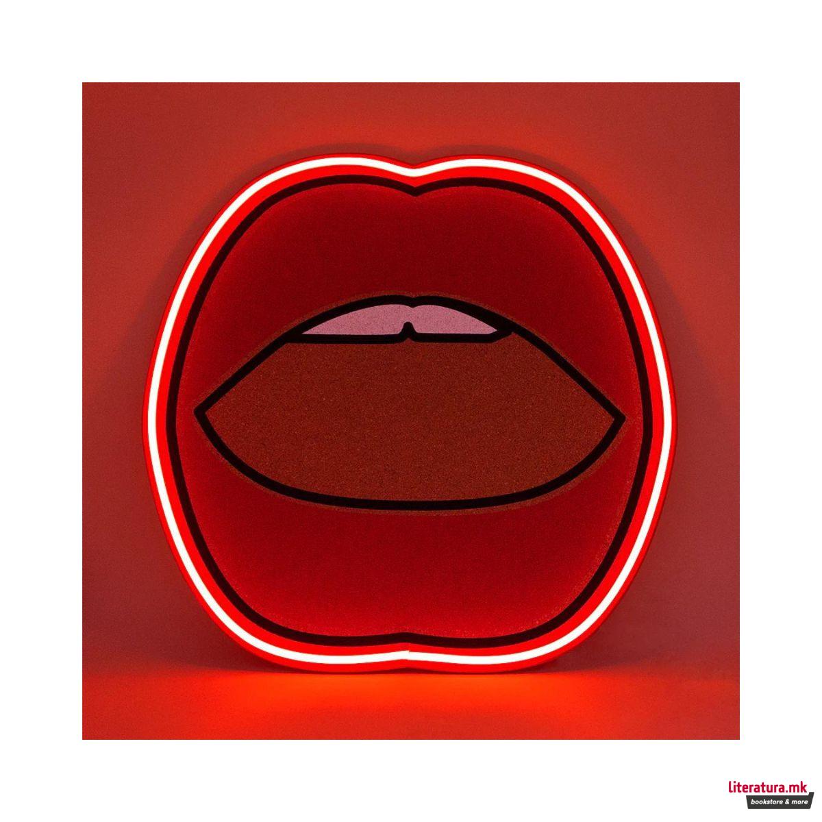 Плутена неонска табла, 