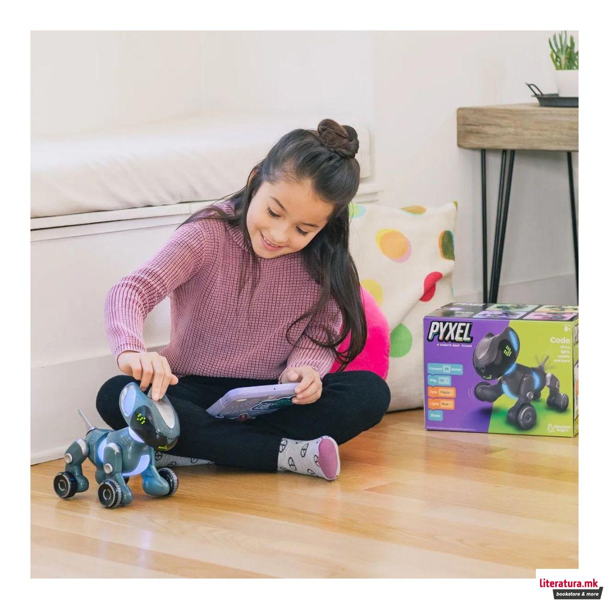 Робот, PYXEL - A Coder's Best Friend 