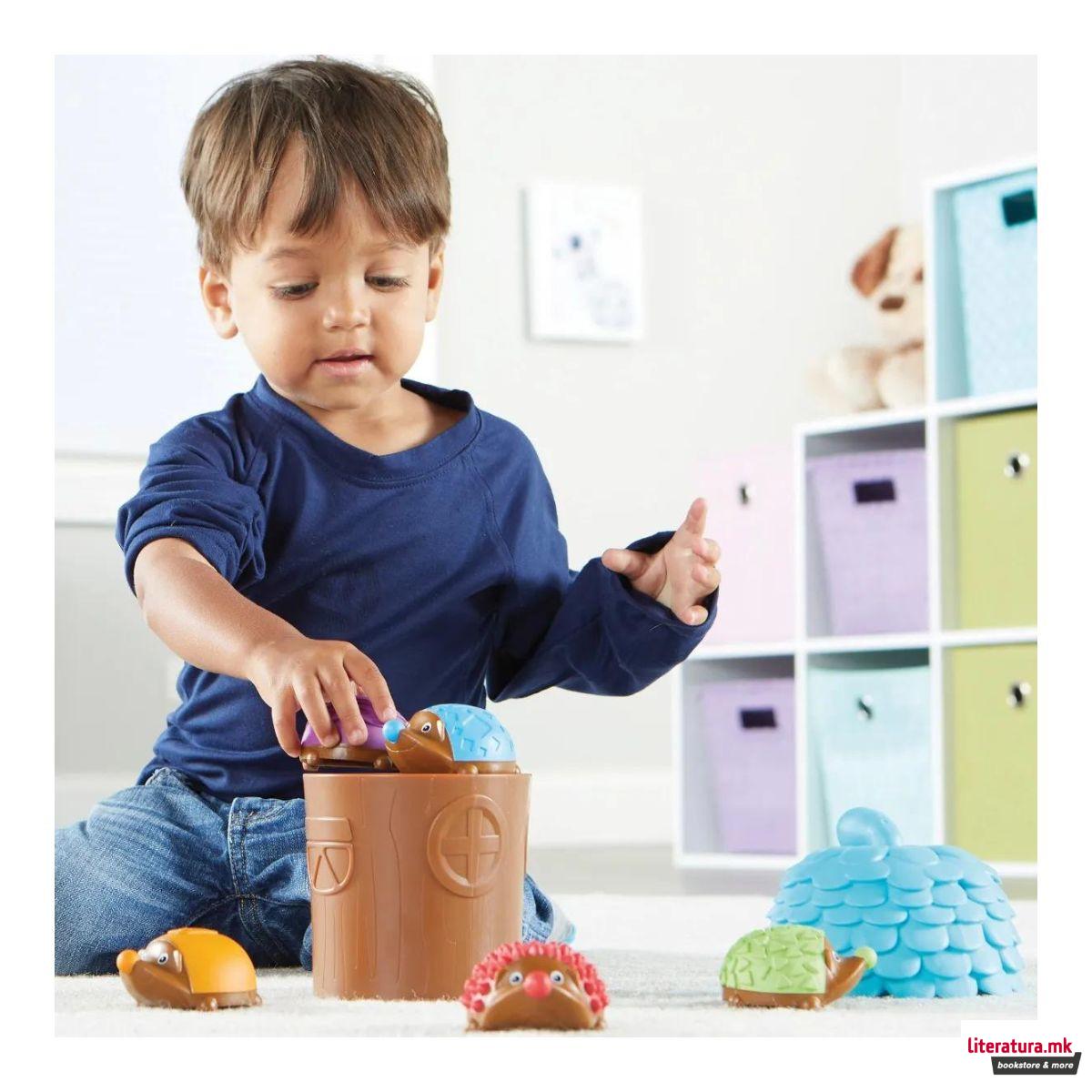 Сензорна играчка, Spike the Fine Motor Hedgehog® Sensory Tree House