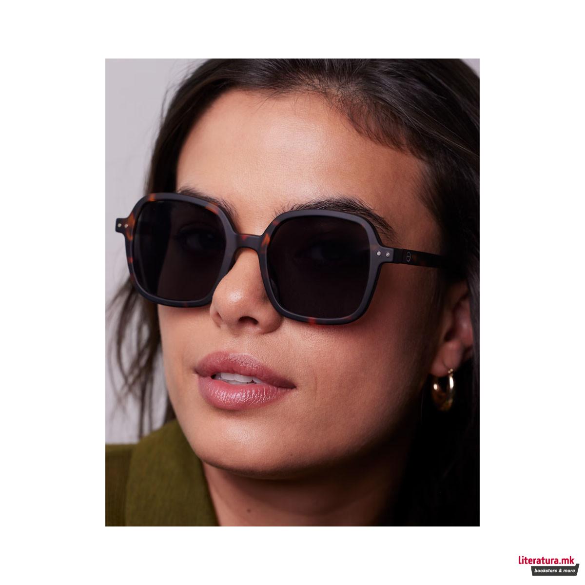 Очила за сонце, Office Tortoise 