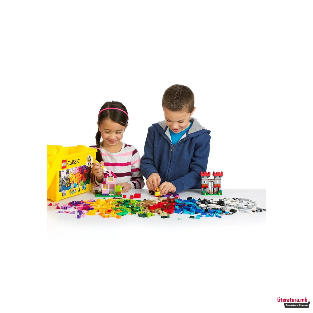 LEGO коцки во кутија, Classic, Large Creative Brick Box 