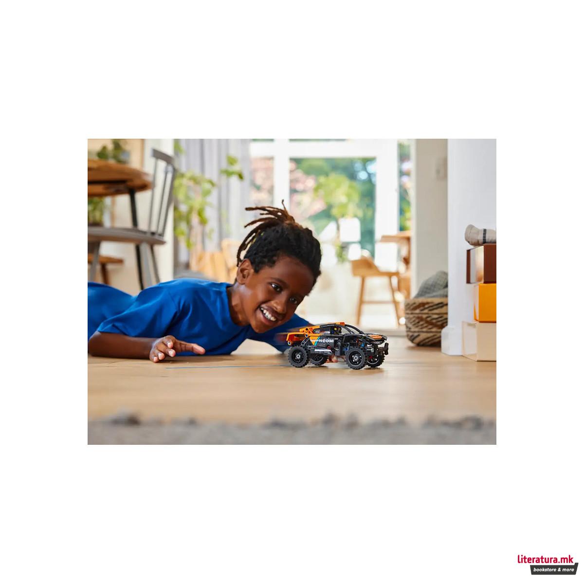 LEGO коцки, Technic, NEOM McLaren Extreme E Race Car 