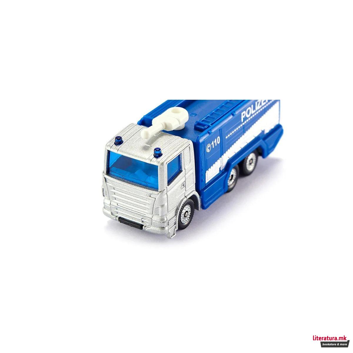 Фигура, Police water cannon 