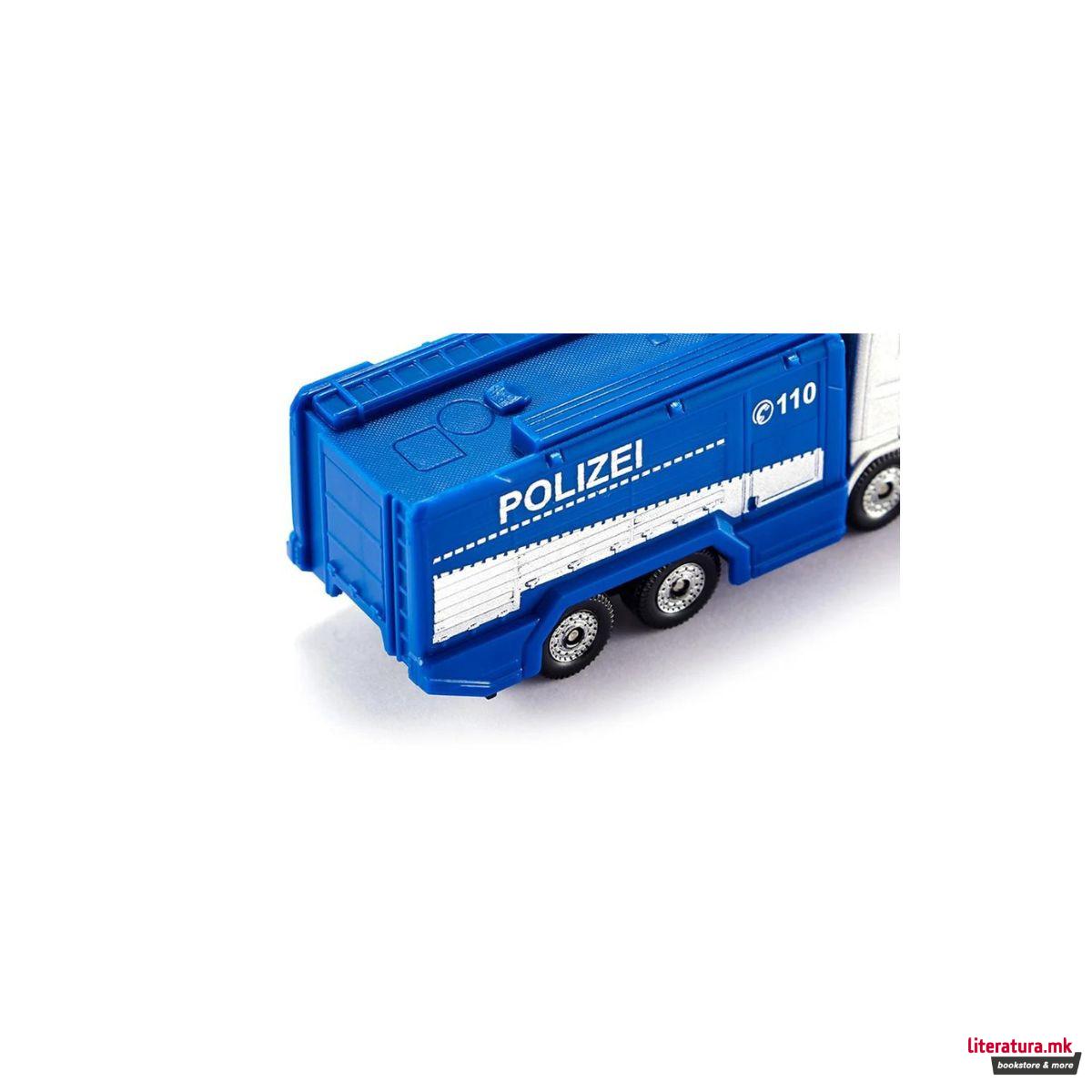 Фигура, Police water cannon 