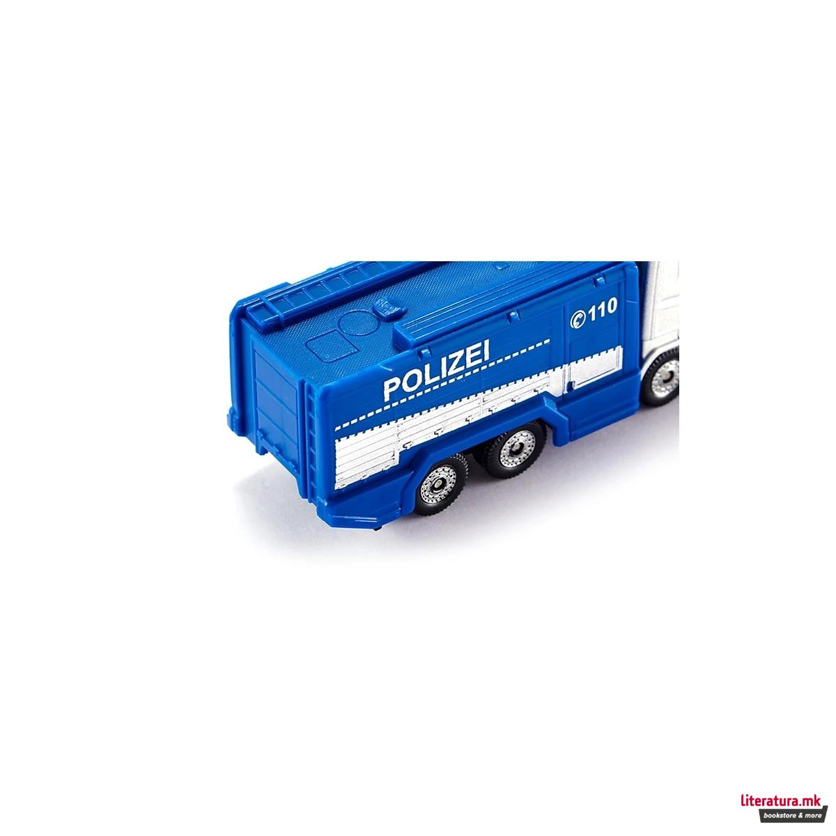 Фигура, Police water cannon 