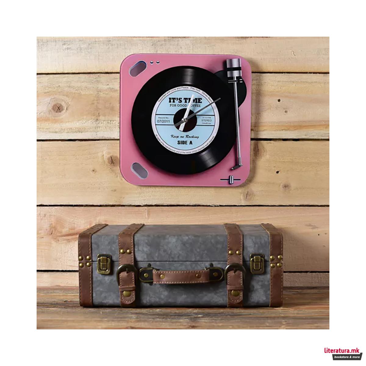 Ѕиден часовник, Harvey Makin - Pink Record Player 