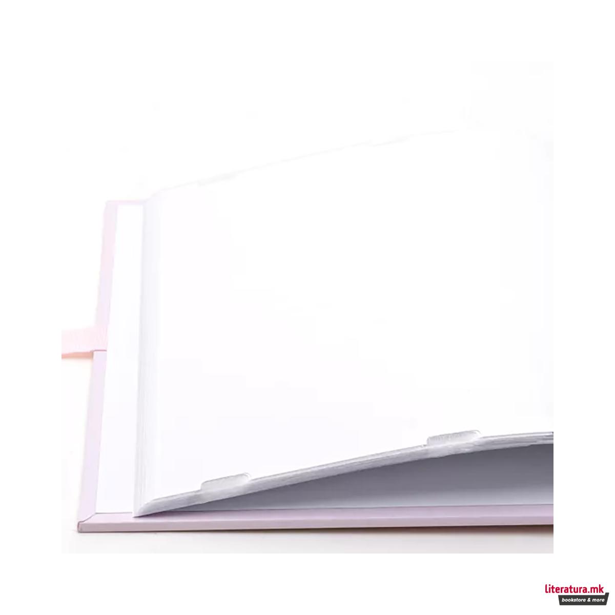 Бебе албум, Celebrations - Carousel Lovely Baby Girl 