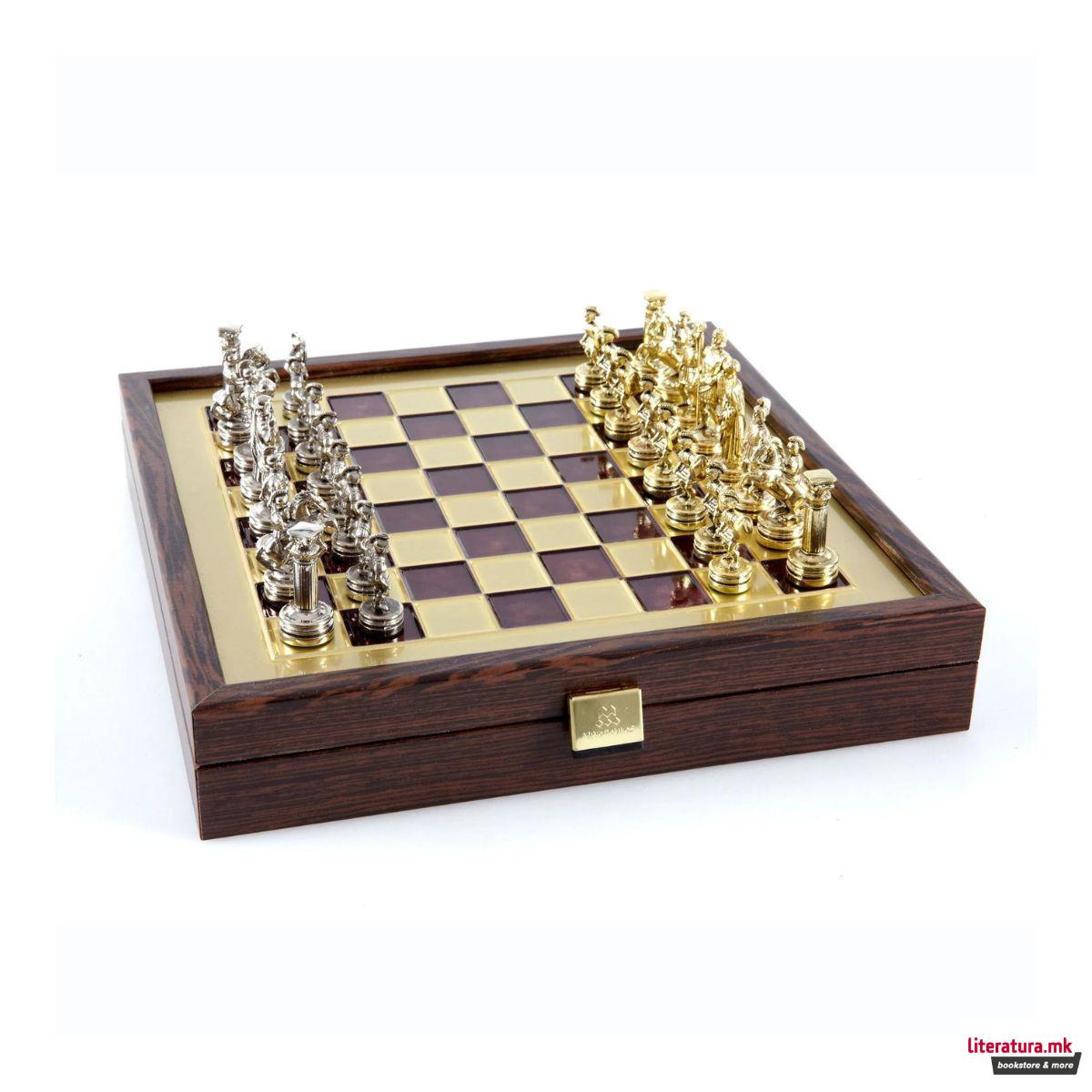 Сет за шах во дрвена кутија, Greek Roman Period Chess Set - Gold & Silver, црвен 