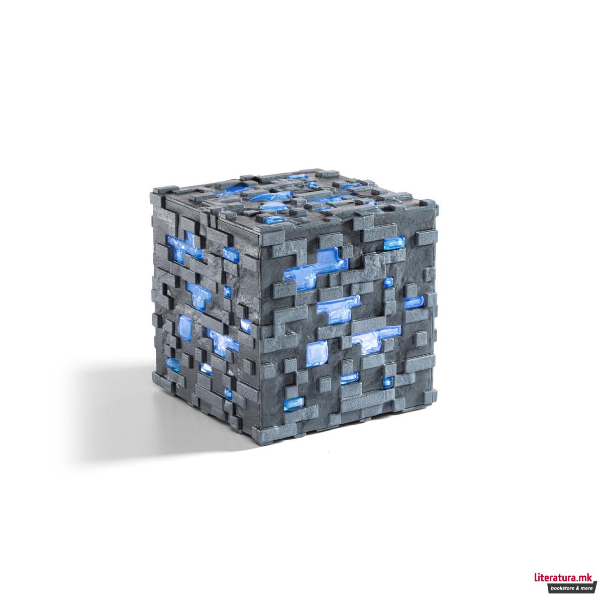 Колекционерска фигура, Minecraft - Illuminating Diamond Ore (Replica) 