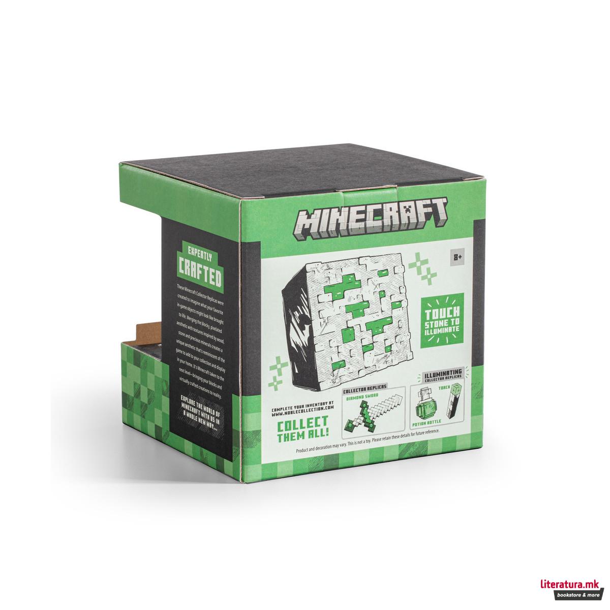 Колекционерска фигура, Minecraft - Illuminating Diamond Ore (Replica) 