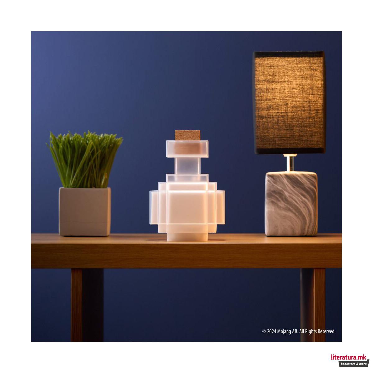 Колекционерска фигура, Minecraft - Illuminating Potion Bottle (Replica) 