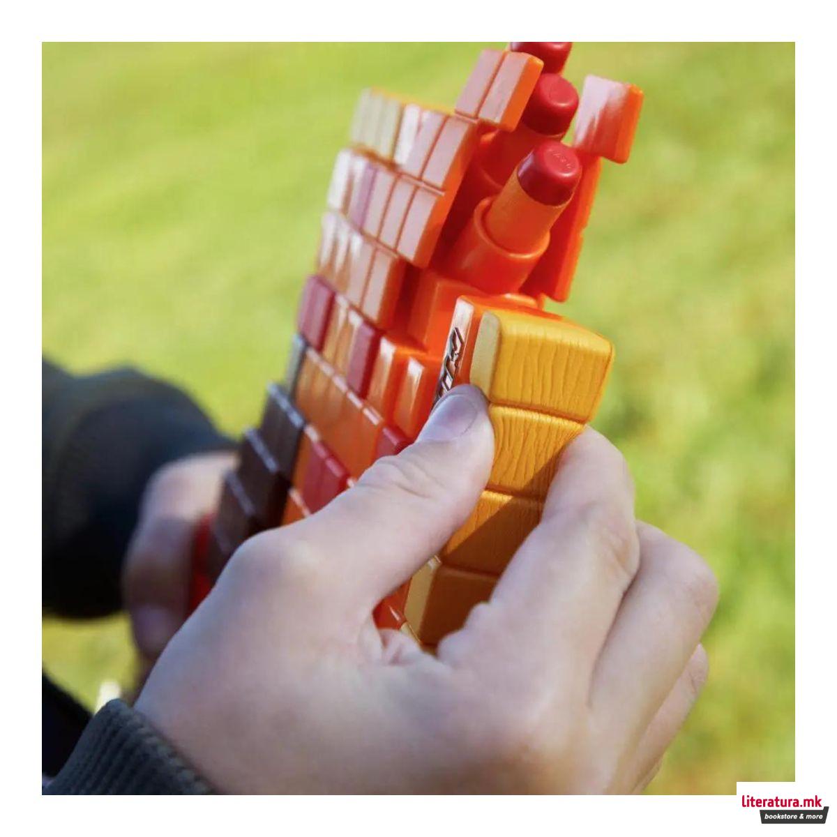 Играчка секира со мека муниција, Nerf Minecraft Firebrand, Dart Blasting Axe 