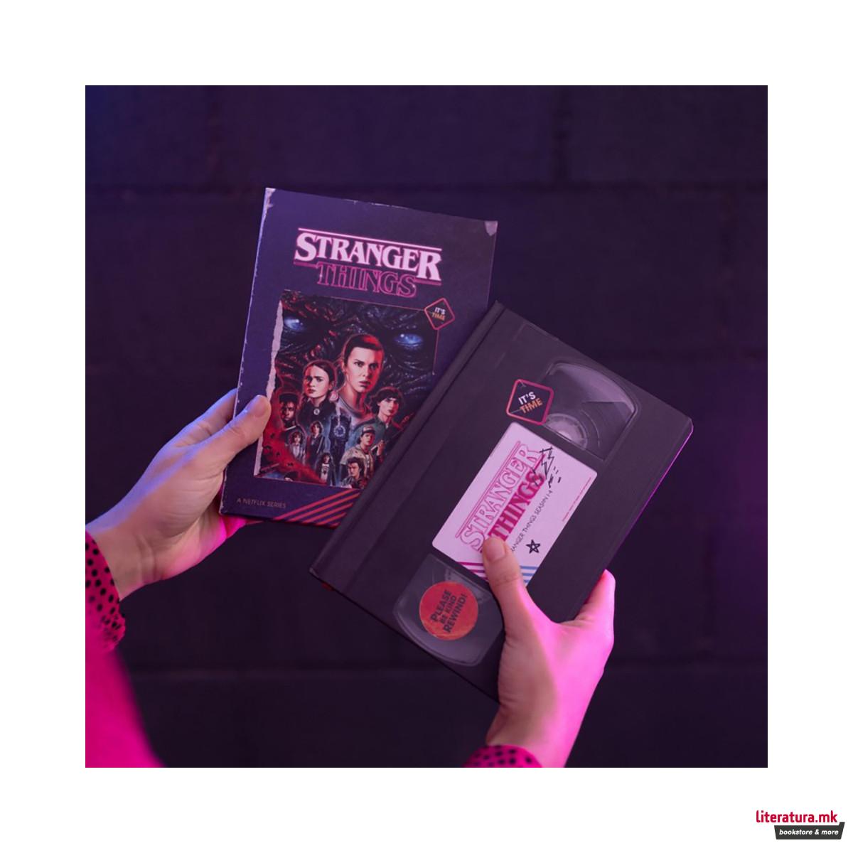 Нотес, Stranger Things VHS Tape 