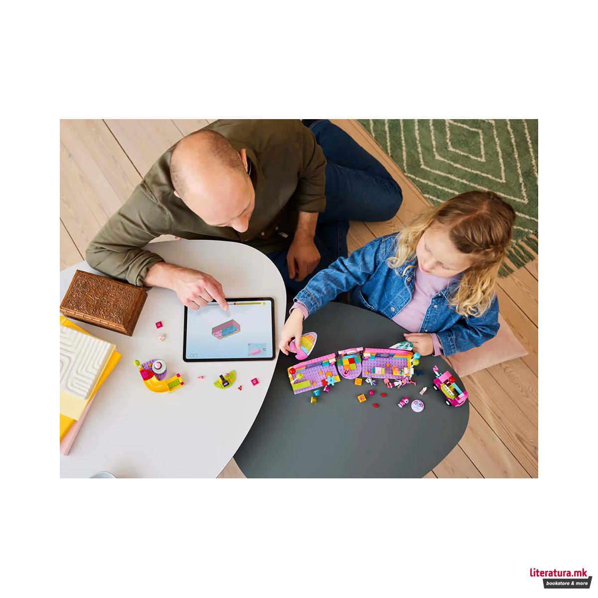 LEGO коцки, Gabby's Dollhouse, Gabby's Party Room 