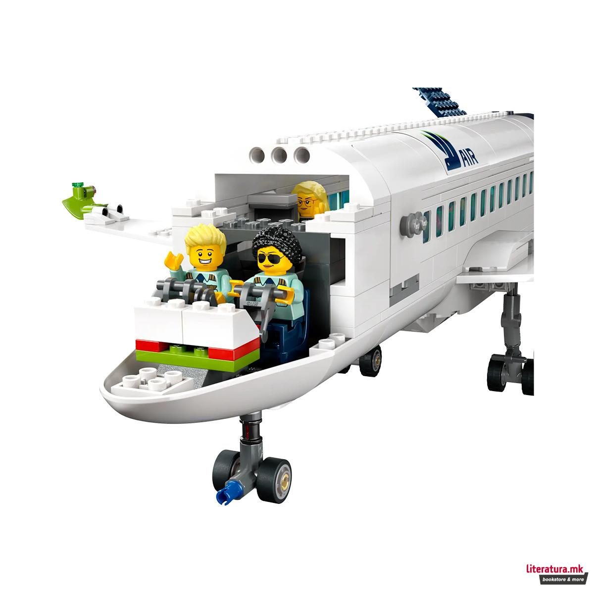 LEGO коцки, City, Passenger Airplane 