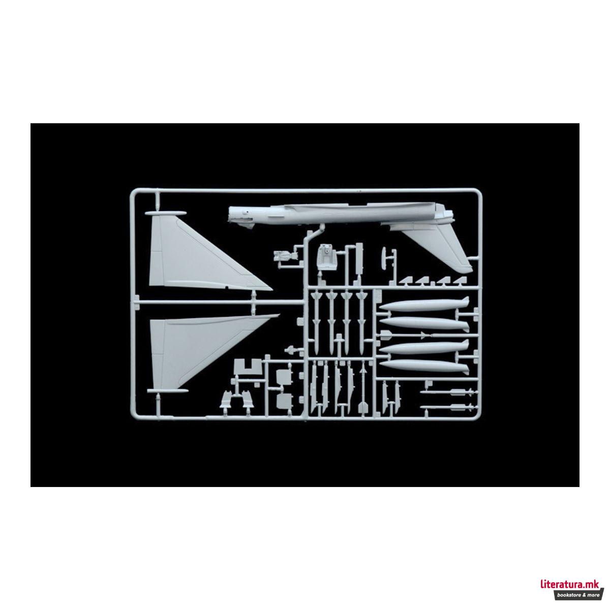 Макета, EF-2000 Typhoon In R.A.F. Service, 1:72 