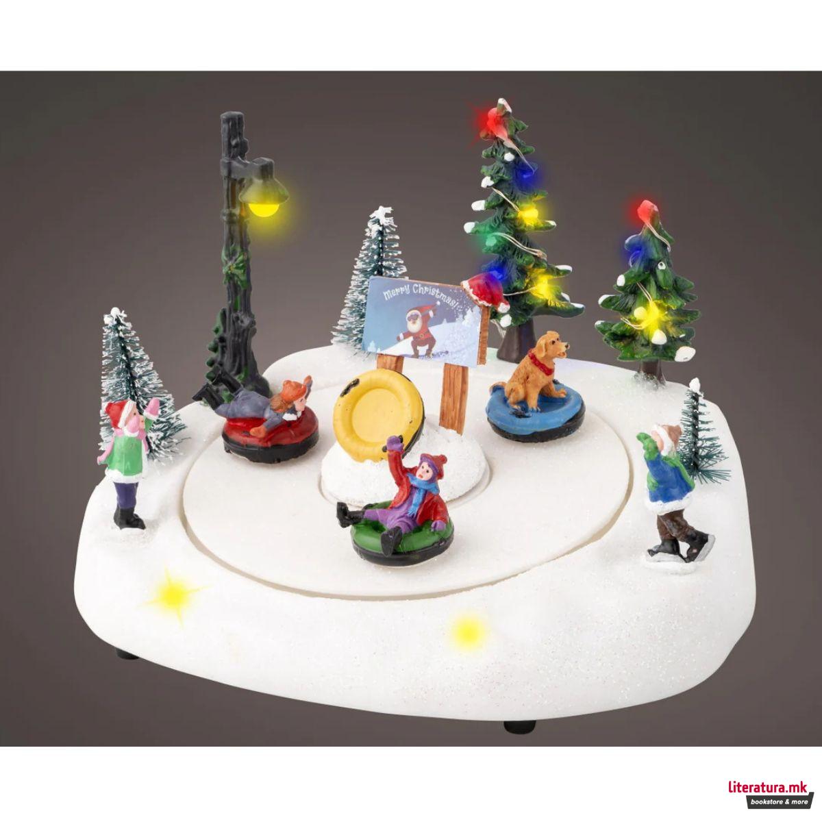 Декоративна фигура со LED светло, Fun In The Snow 