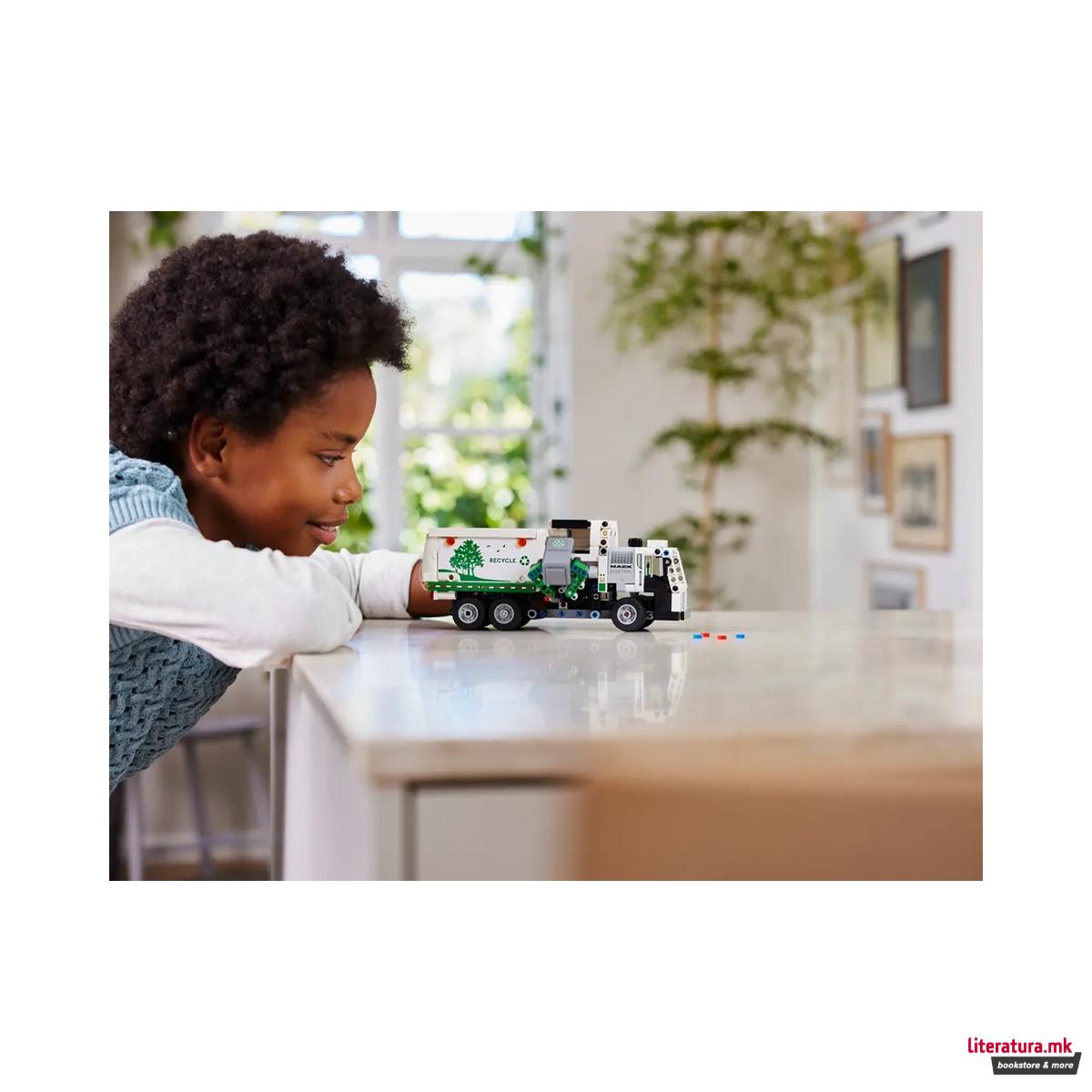 LEGO коцки, Technic, Mack® LR Electric Garbage Truck