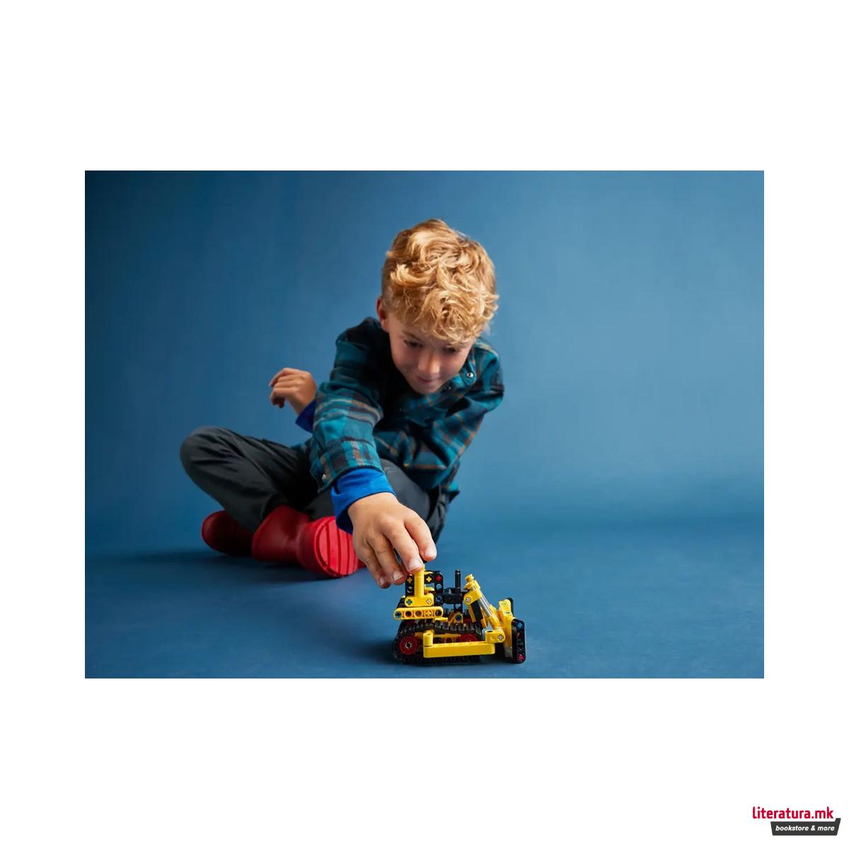 LEGO коцки, Technic, Heavy-Duty Bulldozer 