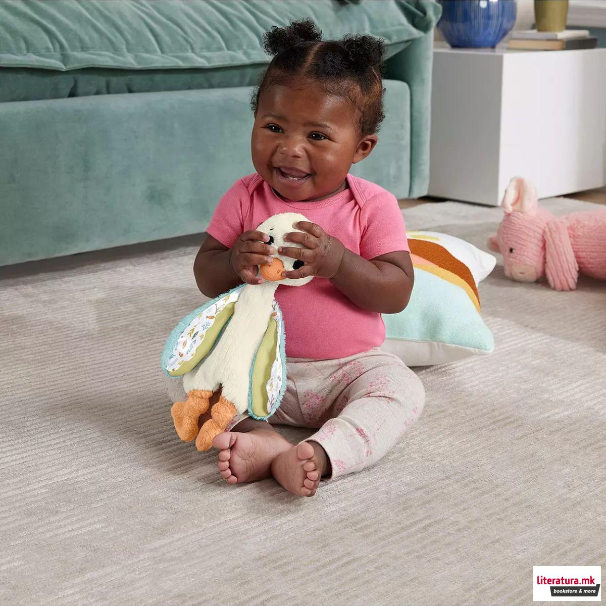 Плишана играчка - гуска, Fisher Price - Snuggle Up Goose 