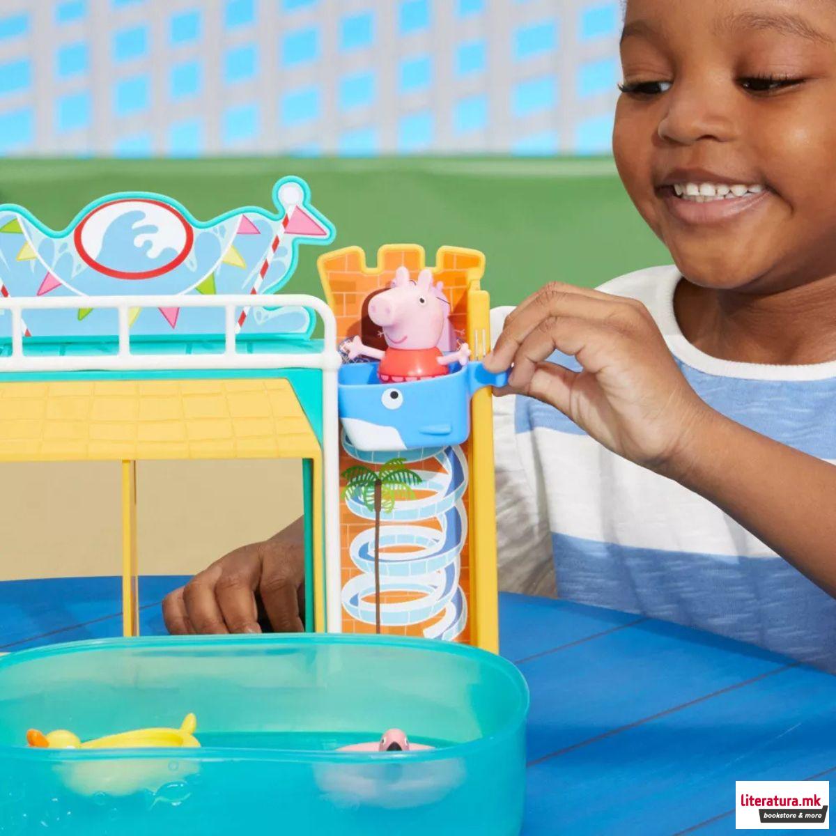 Сет за игра, Peppa Pig - Peppa's Waterpark Playset 