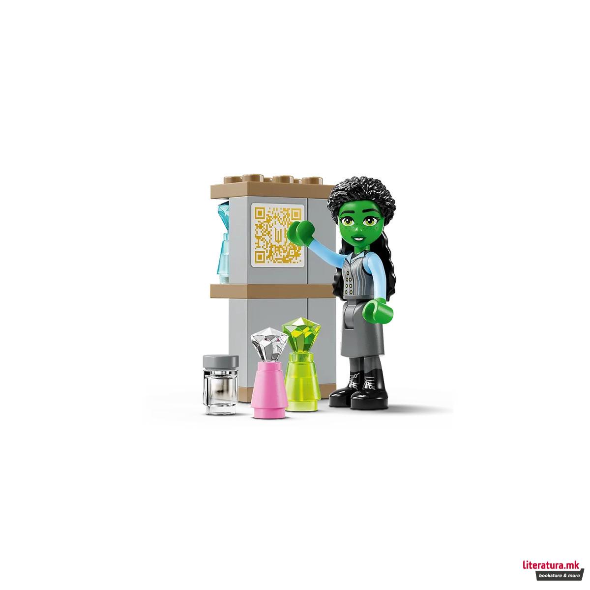 LEGO коцки, Wicked, Glinda, Elphaba & Nessarose at Shiz University 
