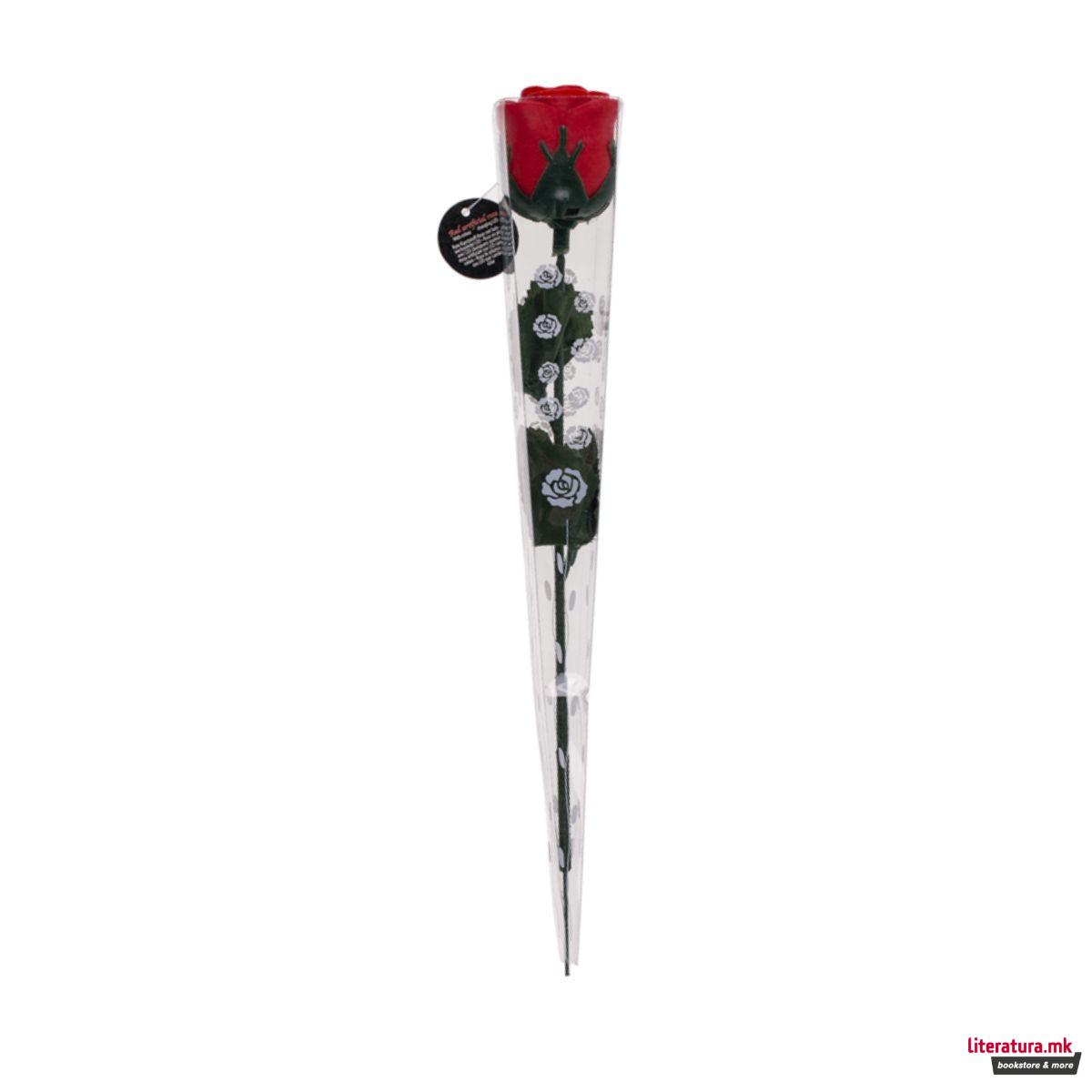 Пластична црвена ружа со LED светло 