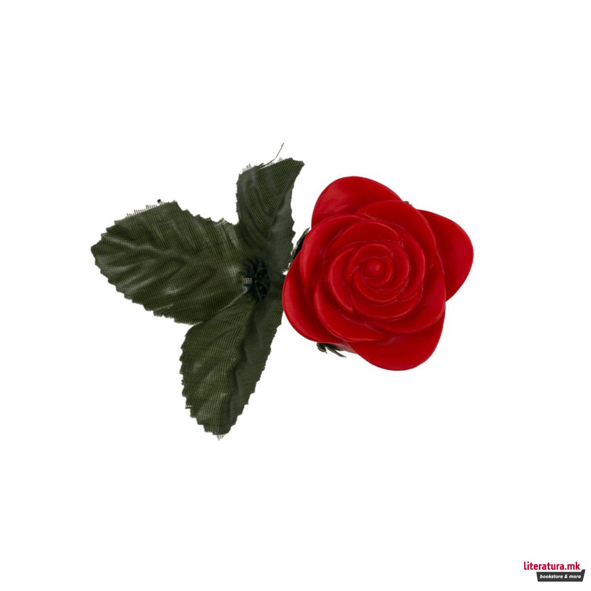 Пластична црвена ружа со LED светло 