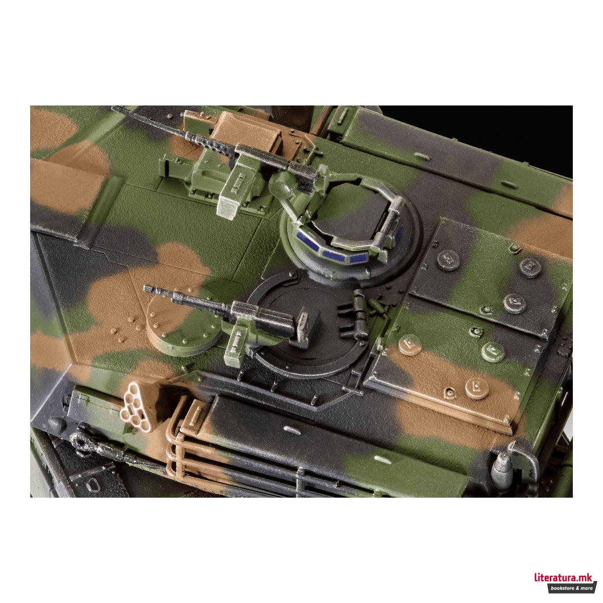 Макета + бои и алатки, Model Set M1A1 AIM(SA)- M1A2 Abrams, 1:72 